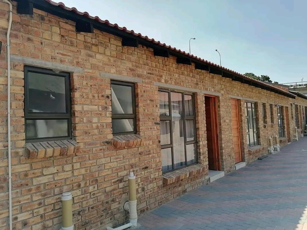 Lukhanya Guesthouse Randfontein エクステリア 写真